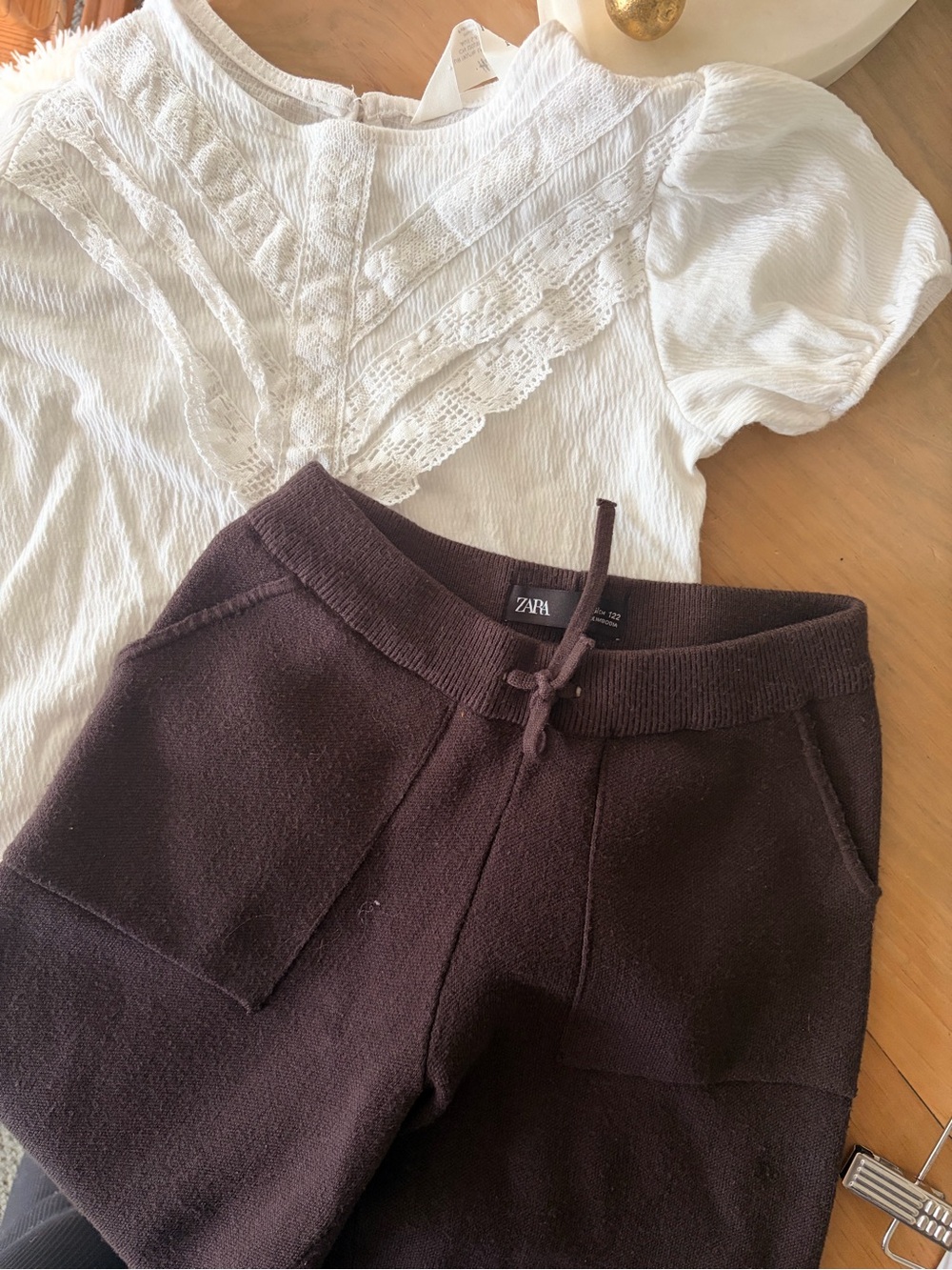 Girls’ H&M + Zara Outfit – White Lace Top & Brown Knit Pants